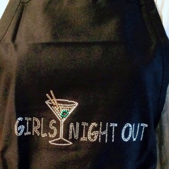 Festive Apron - Picture 3 of 3